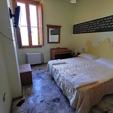 Tardioli Hotel 2*