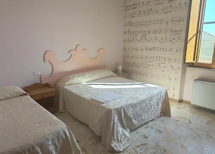 מלון Tardioli 2*