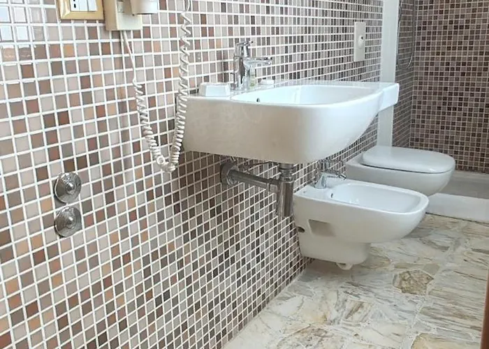 Tardioli 호텔 Poggiofiorito